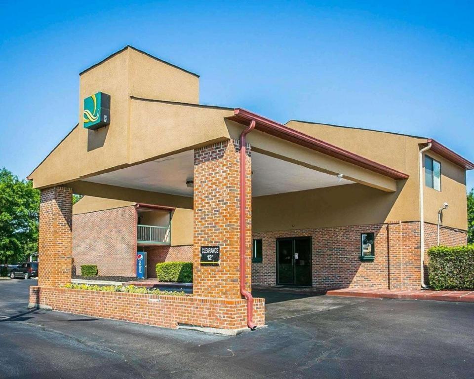 Quality Inn